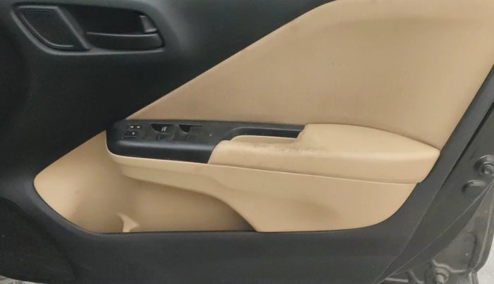 2015 Honda City 1.5L I-VTEC SV, Petrol, Manual, 64,773 km, Driver Side Door Panels Control