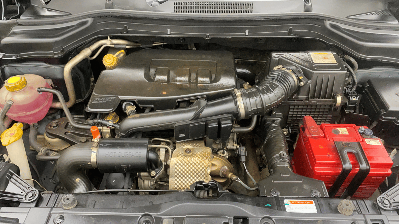 2019 Mahindra XUV300 W6 1.2 PETROL, Petrol, Manual, 59,391 km, Engine View
