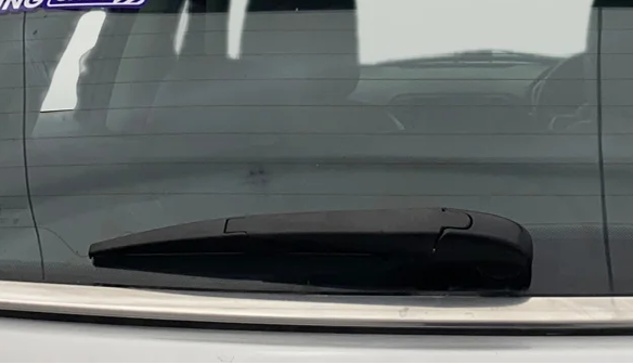 2017 Jeep Compass LIMITED 2.0 DIESEL, Diesel, Manual, 1,11,234 km, Rear Wiper