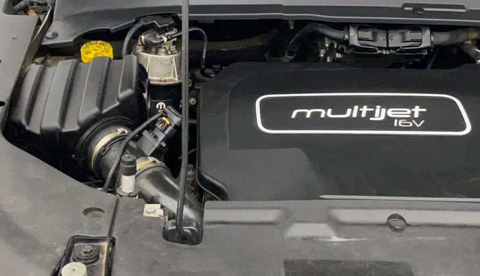 2017 Jeep Compass LIMITED 2.0 DIESEL, Diesel, Manual, 1,11,234 km, Engine View - Right