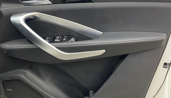 2020 MG HECTOR SHARP 1.5 DCT PETROL, Petrol, Automatic, 48,237 km, Driver Side Door Panels Control