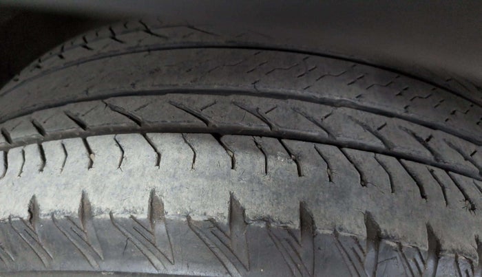 2021 Tata Safari XZA PLUS, Diesel, Automatic, 44,046 km, Right Rear Tyre Tread