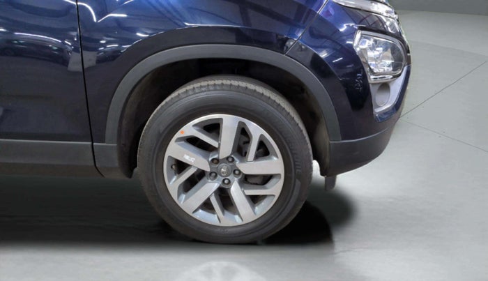2021 Tata Safari XZA PLUS, Diesel, Automatic, 44,046 km, Right Front Wheel