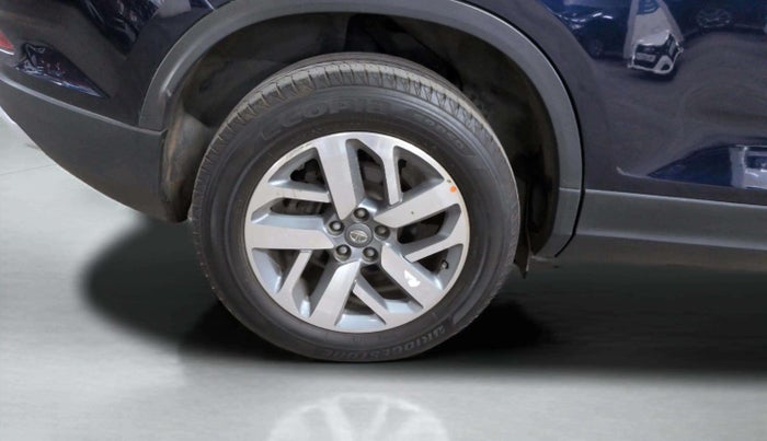 2021 Tata Safari XZA PLUS, Diesel, Automatic, 44,046 km, Right Rear Wheel