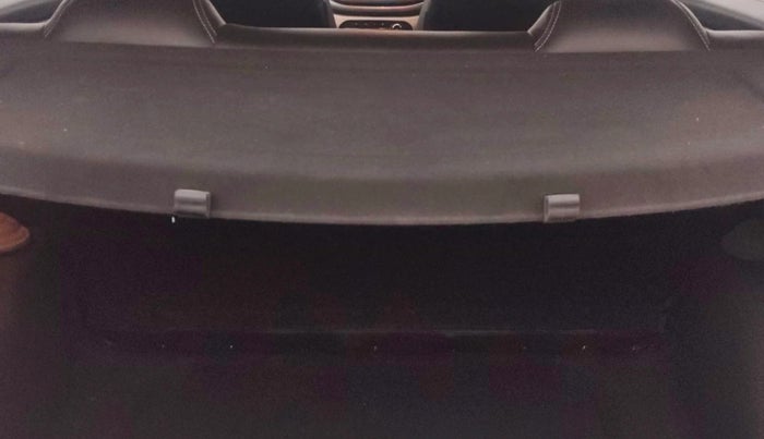 2023 Tata ALTROZ XT PETROL, Petrol, Manual, 15,498 km, Boot Inside