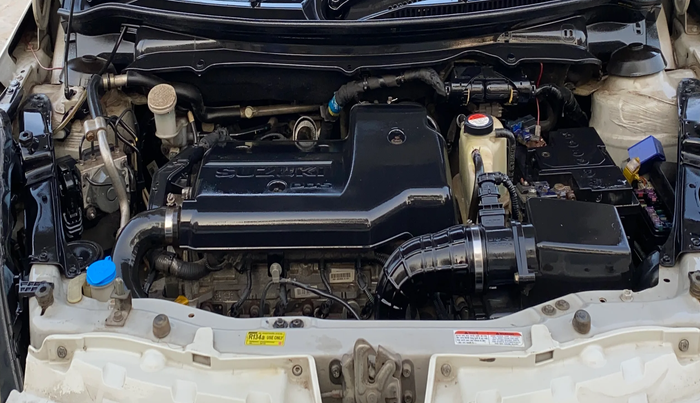 2016 Maruti Swift Dzire VDI, Diesel, Manual, 1,17,600 km, Engine View