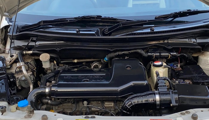 2016 Maruti Swift Dzire VDI, Diesel, Manual, 1,17,646 km, Engine View