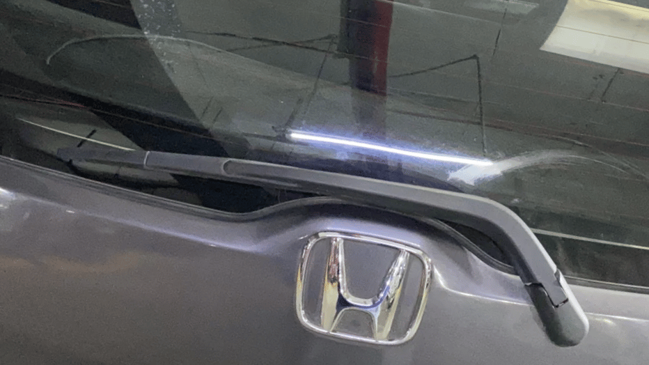 2017 Honda WR-V 1.5L I-DTEC VX MT, Diesel, Manual, 90,859 km, Rear Wiper