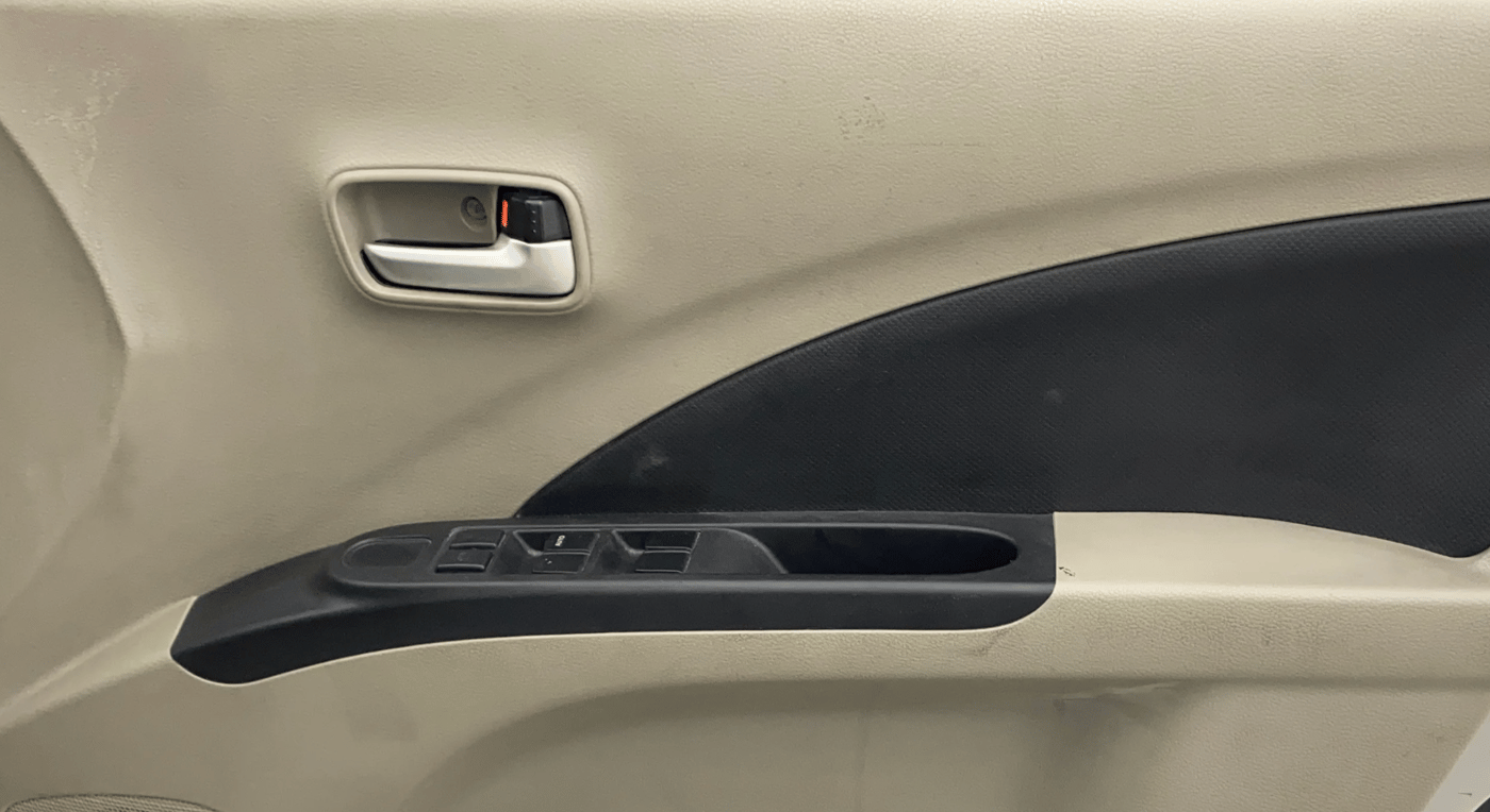 2015 Maruti Celerio VXI AMT, Petrol, Automatic, 63,529 km, Driver Side Door Panels Control