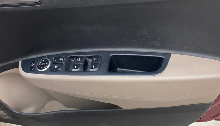 2014 Hyundai Grand i10 SPORTZ 1.2 KAPPA VTVT, Petrol, Manual, 96,484 km, Driver Side Door Panels Control