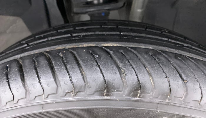 2021 Renault Kiger RXZ CVT 1.0 TURBO, Petrol, Automatic, 6,906 km, Right Front Tyre Tread