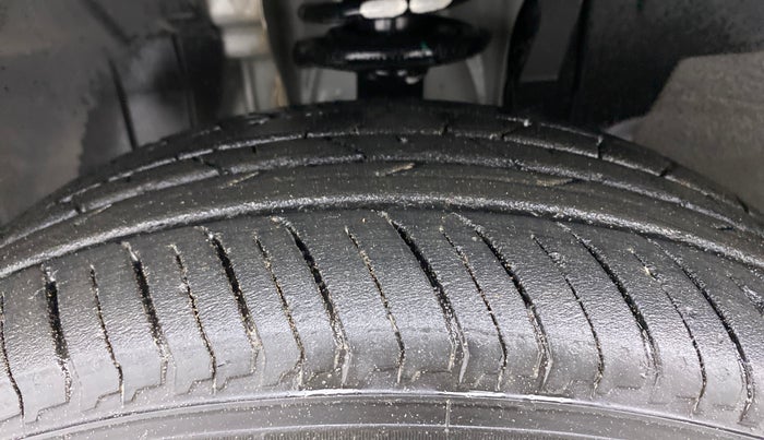 2021 Renault Kiger RXZ CVT 1.0 TURBO, Petrol, Automatic, 6,906 km, Left Front Tyre Tread
