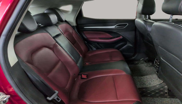 2021 MG ASTOR SAVVY 1.5 CVT S RED, Petrol, Automatic, 54,693 km, Right Side Rear Door Cabin