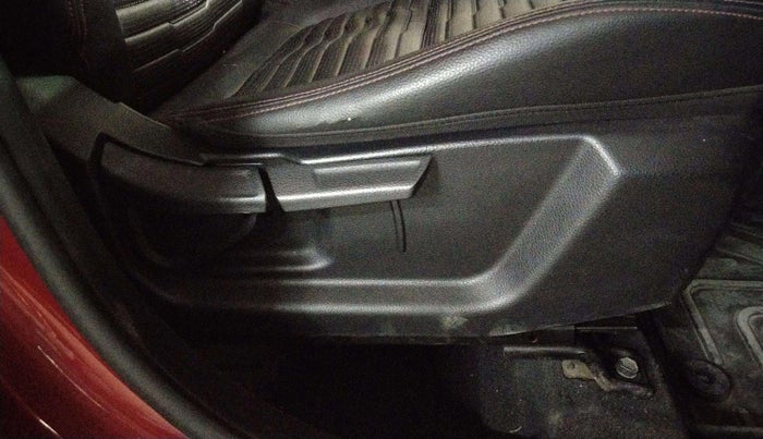 2020 KIA SONET GTX PLUS 1.5 AT, Diesel, Automatic, 96,288 km, Driver Side Adjustment Panel