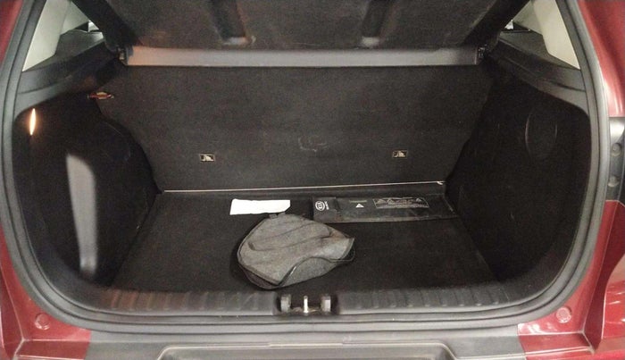 2020 KIA SONET GTX PLUS 1.5 AT, Diesel, Automatic, 96,288 km, Boot Inside