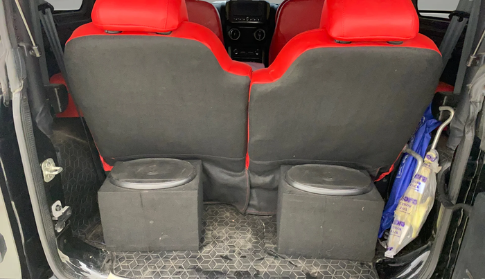 2022 Mahindra Thar LX PETROL HT 4WD AT, Petrol, Automatic, 41,933 km, Boot Inside