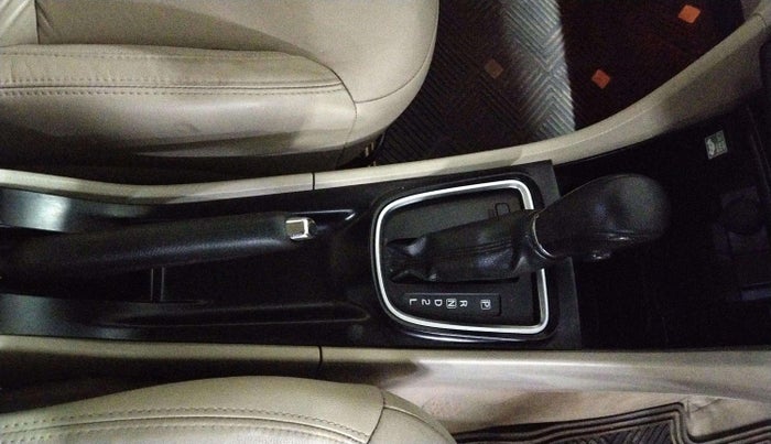 2018 Maruti Ciaz ALPHA  AT 1.4  PETROL, Petrol, Automatic, 86,635 km, Gear Lever