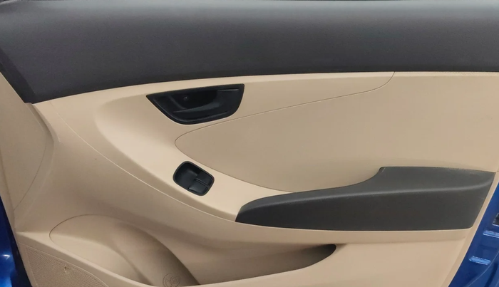 2012 Hyundai Eon MAGNA, Petrol, Manual, 51,846 km, Driver Side Door Panels Control