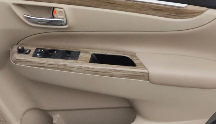 2021 Maruti Ciaz ALPHA 1.5 SHVS PETROL, Petrol, Manual, 61,614 km, Driver Side Door Panels Control