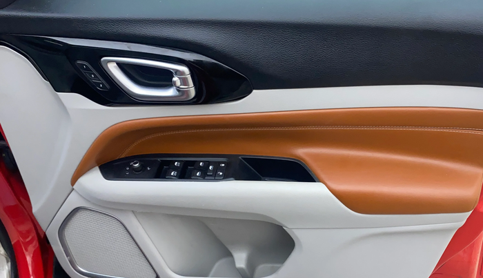 2022 Jeep Compass LIMITED (O) 2.0 DIESEL, Diesel, Manual, 57,552 km, Driver Side Door Panels Control