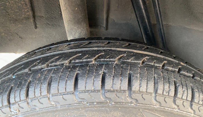 2019 Renault Kwid RXT 1.0 (O), Petrol, Manual, 25,442 km, Right Rear Tyre Tread