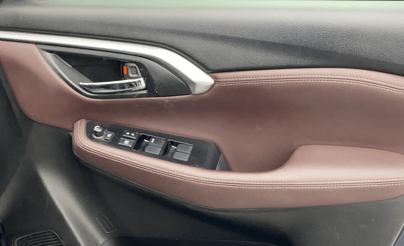 2022 Maruti Grand Vitara ALPHA SMART HYBRID ALLGRIP, Petrol, Manual, 59,432 km, Driver Side Door Panels Control