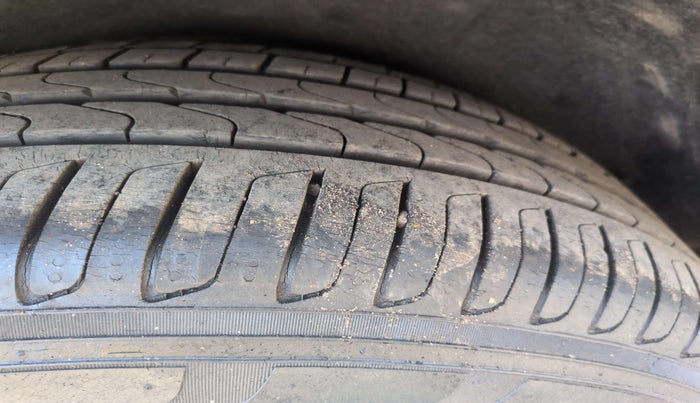 2019 Mercedes Benz GLC CLASS 220 D 4 MATIC, Diesel, Automatic, 21,499 km, Left Front Tyre Tread