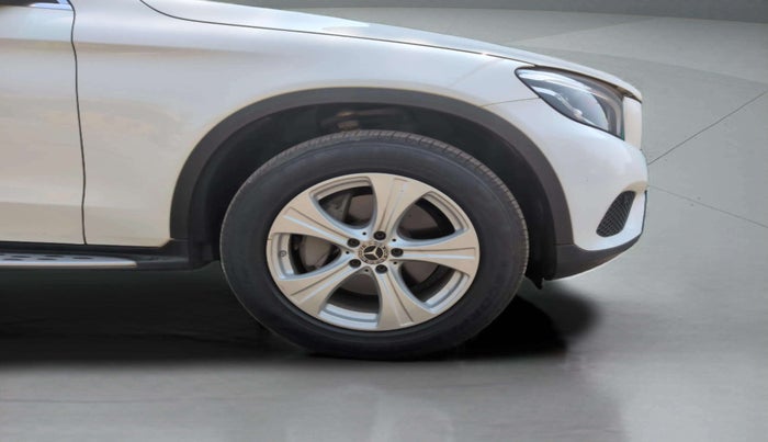 2019 Mercedes Benz GLC CLASS 220 D 4 MATIC, Diesel, Automatic, 21,499 km, Right Front Wheel