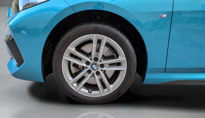 2025 BMW 2 SERIES GRAN COUPE 220I M SPORT PRO, Petrol, Automatic, 3,553 km, Left Front Wheel