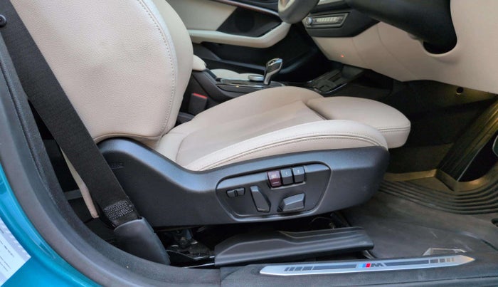 2025 BMW 2 SERIES GRAN COUPE 220I M SPORT PRO, Petrol, Automatic, 3,553 km, Driver Side Adjustment Panel