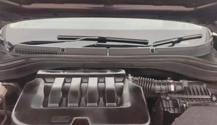 2023 Mahindra XUV700 AX 5 P MT 7 STR, Petrol, Manual, 13,935 km, Engine View