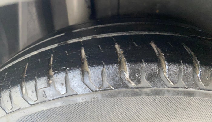 2019 Ford FREESTYLE TREND PLUS 1.2 PETROL, Petrol, Manual, 34,437 km, Right Rear Tyre Tread