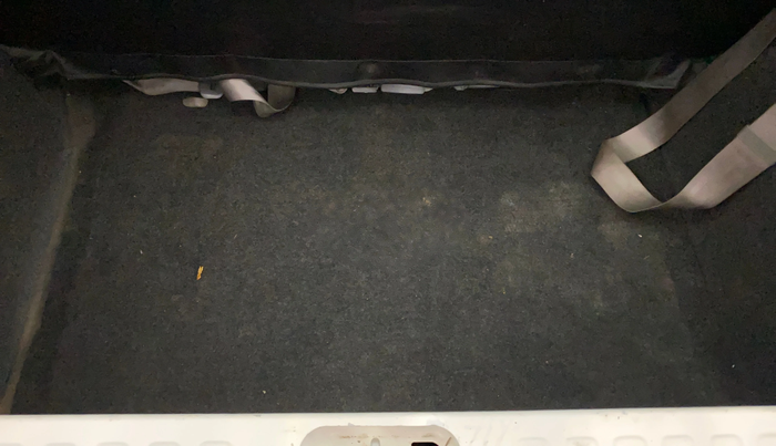 2016 Datsun Redi Go S, Petrol, Manual, 76,276 km, Boot Inside