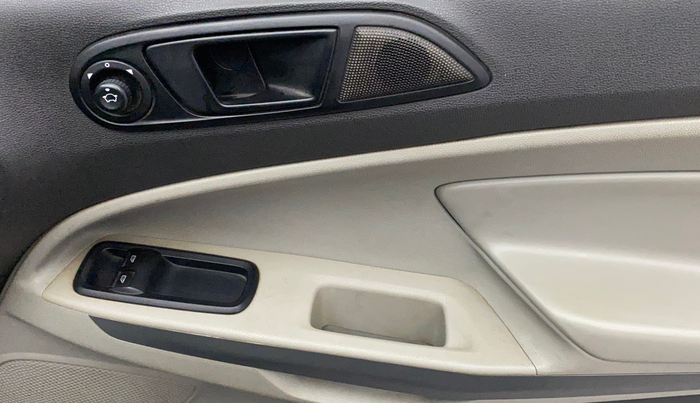 2015 Ford Ecosport AMBIENTE 1.5L PETROL, Petrol, Manual, 1,13,998 km, Driver Side Door Panels Control