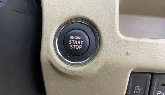 2015 Maruti Ciaz ZDI SHVS, Diesel, Manual, 80,109 km, Keyless Start/ Stop Button