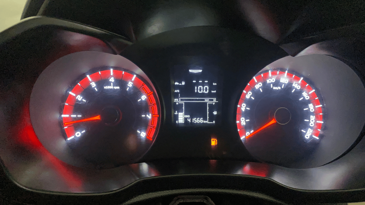 2019 Mahindra XUV300 W6 1.2 PETROL, Petrol, Manual, 41,579 km, Odometer Image