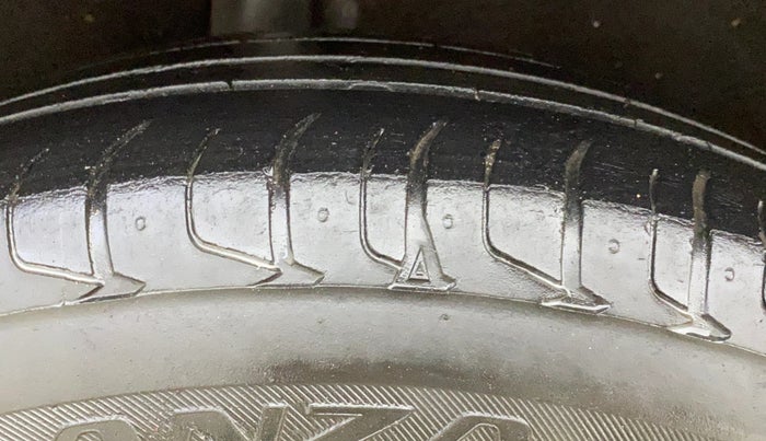 2014 Ford Ecosport TITANIUM 1.5L DIESEL (OPT), Diesel, Manual, 84,949 km, Right Rear Tyre Tread