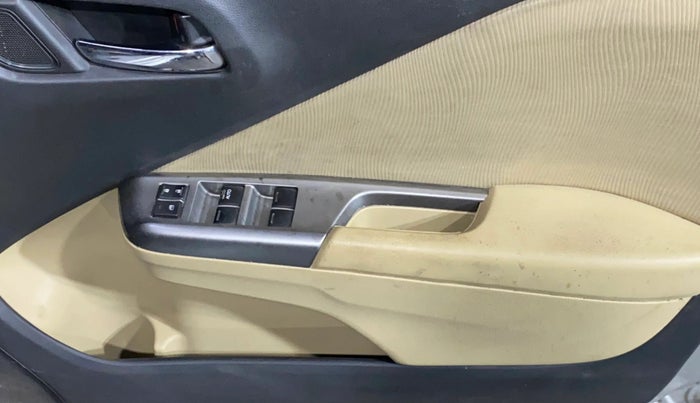 2015 Honda City 1.5L I-VTEC V MT, Petrol, Manual, 58,899 km, Driver Side Door Panels Control