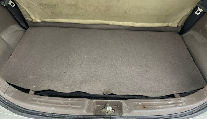 2013 Maruti Zen Estilo LXI, Petrol, Manual, 31,761 km, Boot Inside