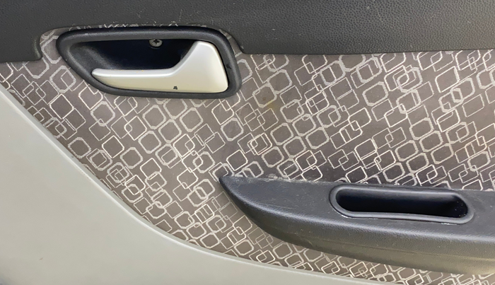 2018 Maruti Alto 800 LXI, CNG, Manual, 61,328 km, Driver Side Door Panels Control