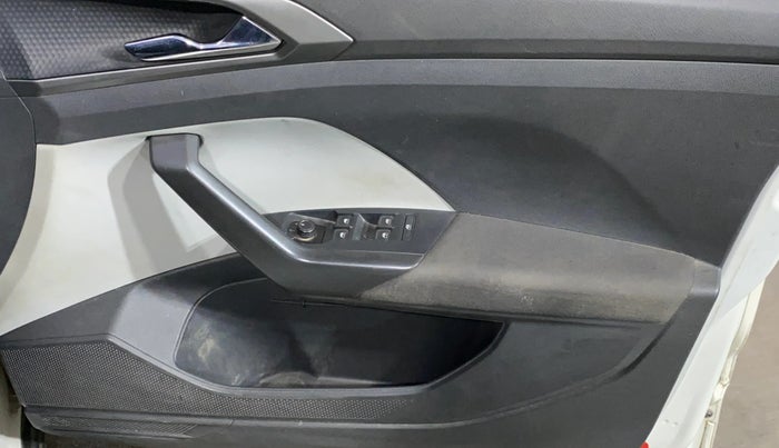 2022 Skoda KUSHAQ AMBITION 1.0L TSI MT, Petrol, Manual, 49,470 km, Driver Side Door Panels Control