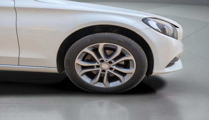 2014 Mercedes Benz C Class C 200 AVANTGARDE, Petrol, Automatic, 52,383 km, Right Front Wheel