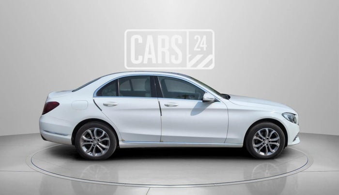 2014 Mercedes Benz C Class C 200 AVANTGARDE, Petrol, Automatic, 52,383 km, Right Side View