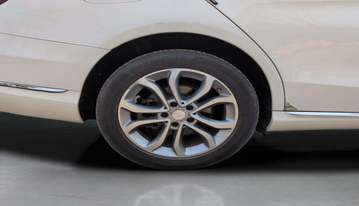 2014 Mercedes Benz C Class C 200 AVANTGARDE, Petrol, Automatic, 52,383 km, Right Rear Wheel