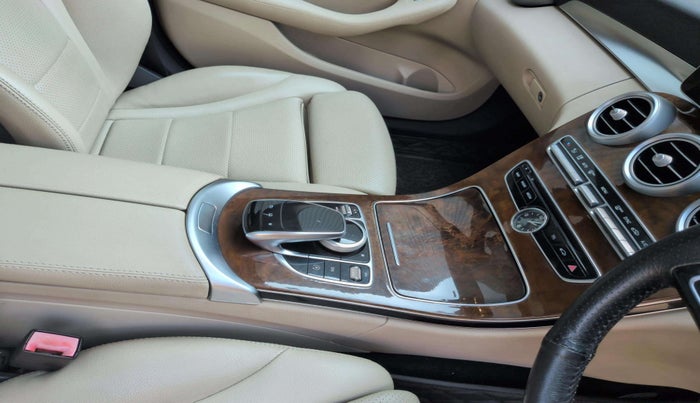 2014 Mercedes Benz C Class C 200 AVANTGARDE, Petrol, Automatic, 52,383 km, Gear Lever