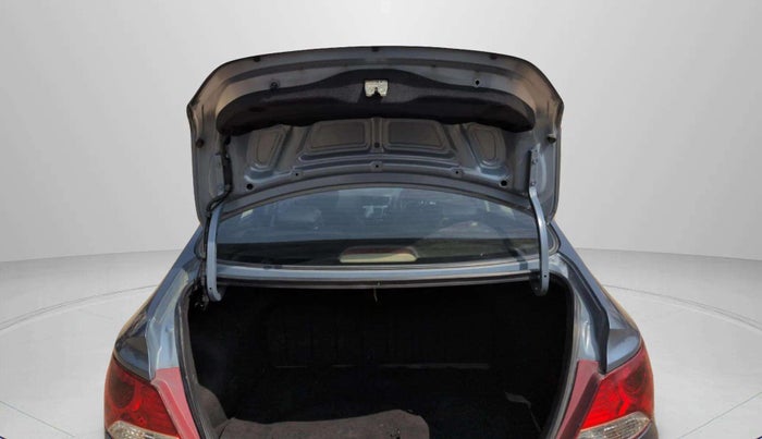 2014 Hyundai Verna FLUIDIC 1.6 CRDI SX, Diesel, Manual, 84,446 km, Boot Door Open