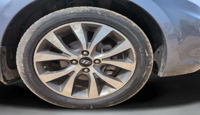 2014 Hyundai Verna FLUIDIC 1.6 CRDI SX, Diesel, Manual, 84,446 km, Right Front Wheel