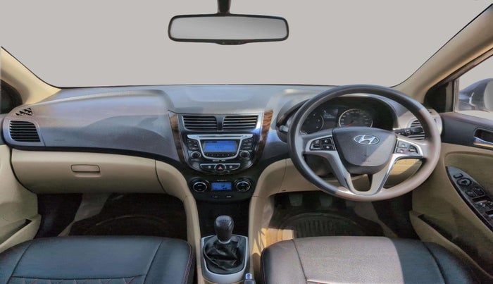 2014 Hyundai Verna FLUIDIC 1.6 CRDI SX, Diesel, Manual, 84,446 km, Dashboard