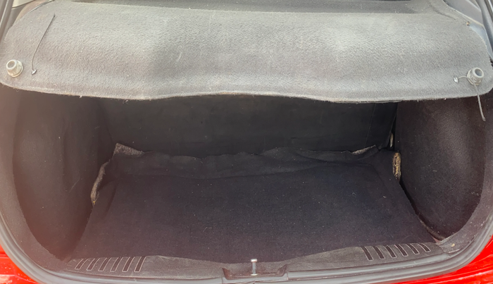 2012 Ford Figo TITANIUM 1.4 DIESEL, Diesel, Manual, 1,20,381 km, Boot Inside