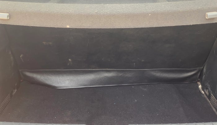 2021 Hyundai NEW I20 ASTA 1.2 MT, Petrol, Manual, 47,863 km, Boot Inside